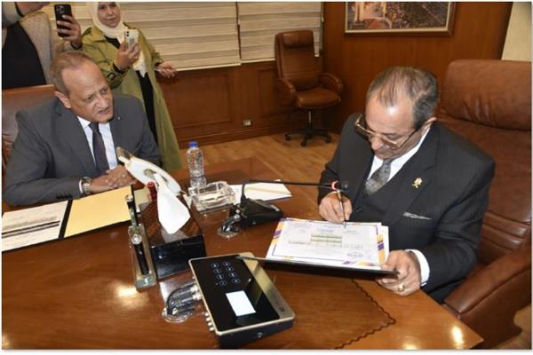 محافظ بورسعيد يصدق على نتيجة الشهادة الإعدادية للفصل الدراسي الأول