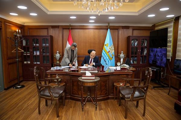 محافظ كفر الشيخ يعلن اعتماد نتيجة الشهادة الإعدادية للفصل الدراسي الأول بنسبة نجاح تصل إلى 85.49%