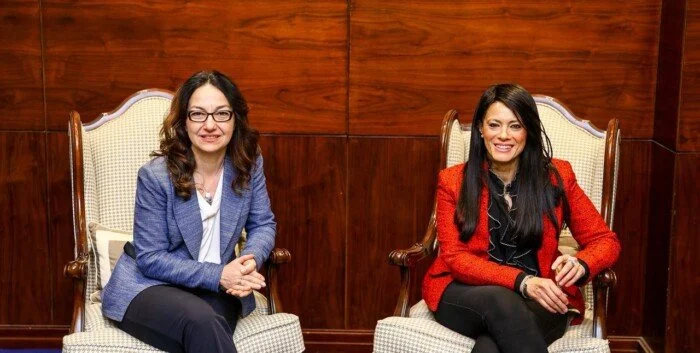 مركز المشاط يستقبل وفد البنك الدولي لتعزيز التنمية الاقتصادية ودفع الاستثمارات المناخية