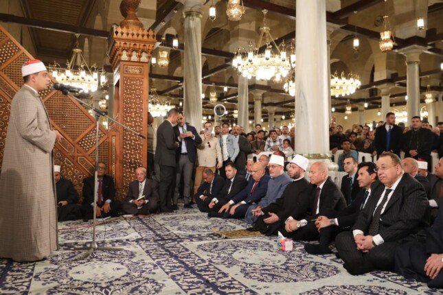 مفتي الجمهورية يشارك في احتفال وزارة الأوقاف بليلة النصف من شعبان بمسجد الإمام الحسين