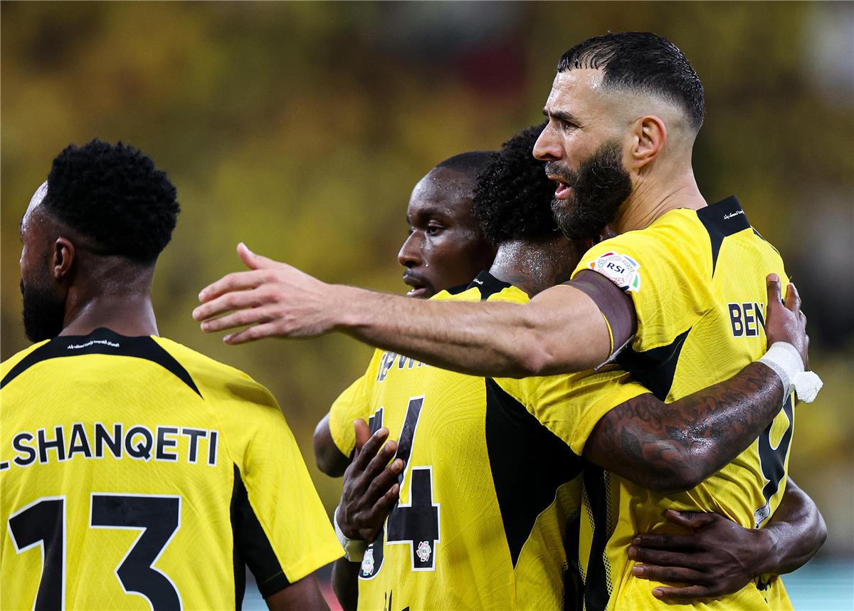 موعد مباراة الاتحاد والنجمة في دوري روشن السعودي والقنوات الناقلة لها