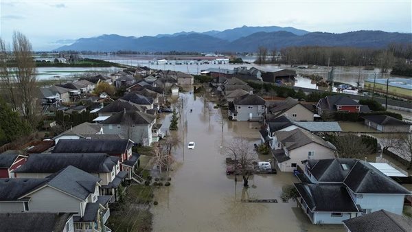 وزارة التجهيز والماء المغربية تحذر السائقين من احتمالية هطول أمطار رعدية وثلوج كثيفة