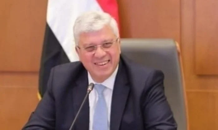 وزير التعليم العالي يعلن صدور قرارات بتعيين عمداء كليات في عدد من الجامعات الجديدة