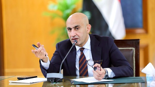 وزير التعليم يكشف خطة تطوير المدارس ونماذج امتحانات الثانوية العامة 2026 للفصل الدراسي الثاني لتعزيز الجودة التعليمية وتهيئة الطلاب للمستقبل