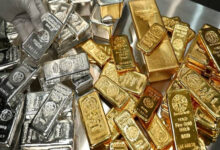 أسعار الذهب والفضة تتراجع وسط تأثيرات حرب إيران وقرارات البنوك المركزية.. ما مستقبل الأسواق؟