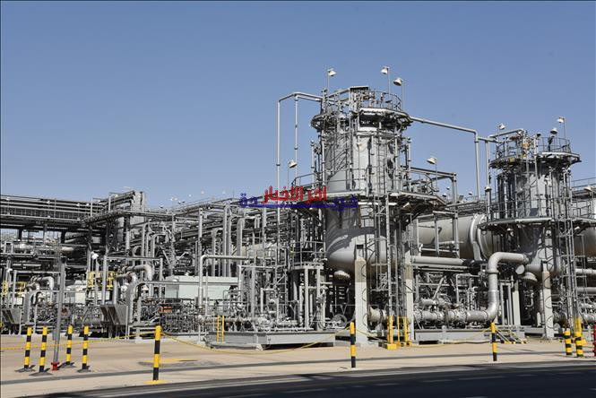 أسعار النفط العالمية تُحقق أعلى مستوى منذ أكثر من أربع سنوات وتفاجئ الأسواق