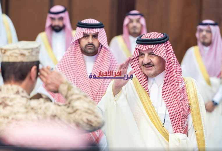 أمير الشرقية يستقبل مهنئي عيد الفطر المبارك من أهالي المنطقة في لفتة ترحيبية مميزة