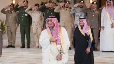 أمير تبوك يستقبل المهنئين بعيد الفطر المبارك في أجواء من الفرح والسرور | أخبار السعودية