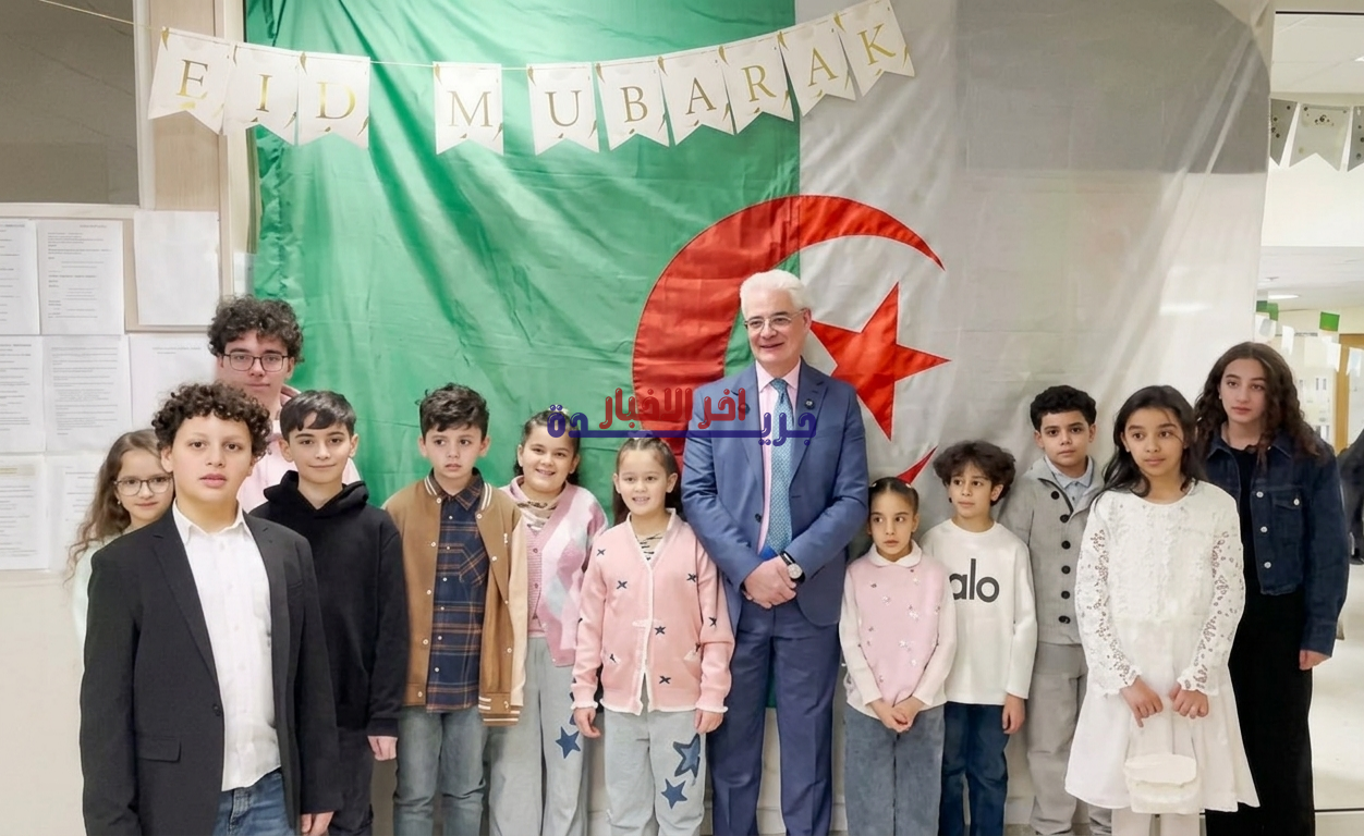 القنصلية الجزائرية في ليل الفرنسية تُشعل أجواء عيد الفطر وتحتفل بجالية الوطن