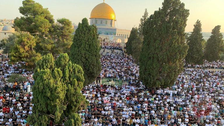 المفتي العام يعلن رسمياً موعد صلاة عيد الفطر في فلسطين ويتحدث عن التوقعات والتوجيهات الرسمية