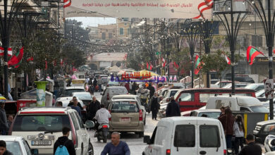 بالصور.. غلاء الأسعار، والحرب، واحتفالات العيد تكشف يوميات الأسواق في لبنان عبر الجزيرة نت