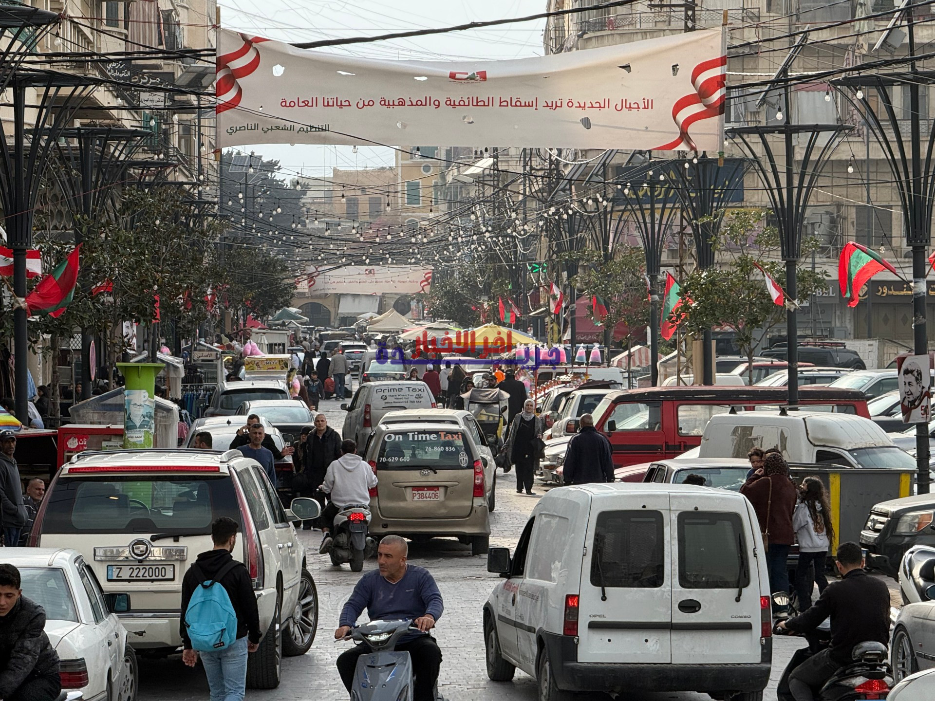 بالصور.. غلاء الأسعار، والحرب، واحتفالات العيد تكشف يوميات الأسواق في لبنان عبر الجزيرة نت