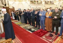 بالصور.. محافظ المنوفية يحتفل بعيد الفطر في مسجد الرؤوف الرحيم ويتبادل التهاني مع المواطنين في أجواء احتفالية