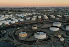 سعر خام برنت يتجاوز 110 دولارات للبرميل.. هل بدأت مرحلة ارتفاع جديدة في أسعار النفط؟