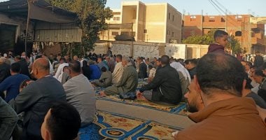 شاهد بالصورة: صلاة عيد الفطر المبارك في محافظة المنوفية تُشعل فرحة العيد وتحتفل بروح الوحدة والفرح