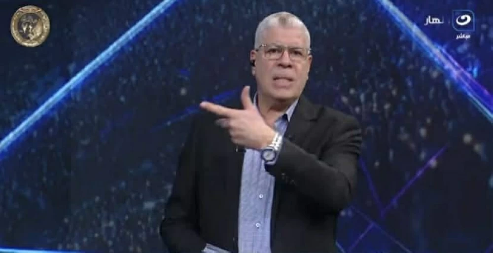 شوبير يكشف عن أول الراحلين من الأهلي وخطة تعويضه ببديل وليد صلاح الدين