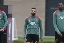 صراع سعودي أوروبي يشعل الأجواء على ضم مدافع ليفربول الإنجليزي.. ليس محمد صلاح هو المطلوب!