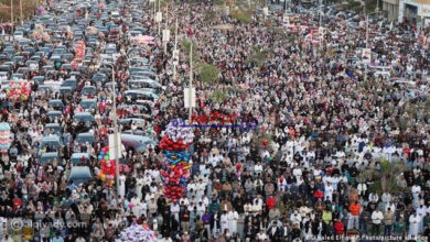 صلاة مختلطة ودعاء غير معتاد يثير الجدل في مصر خلال عيد الفطر: تفاصيل وأبعاد القضية
