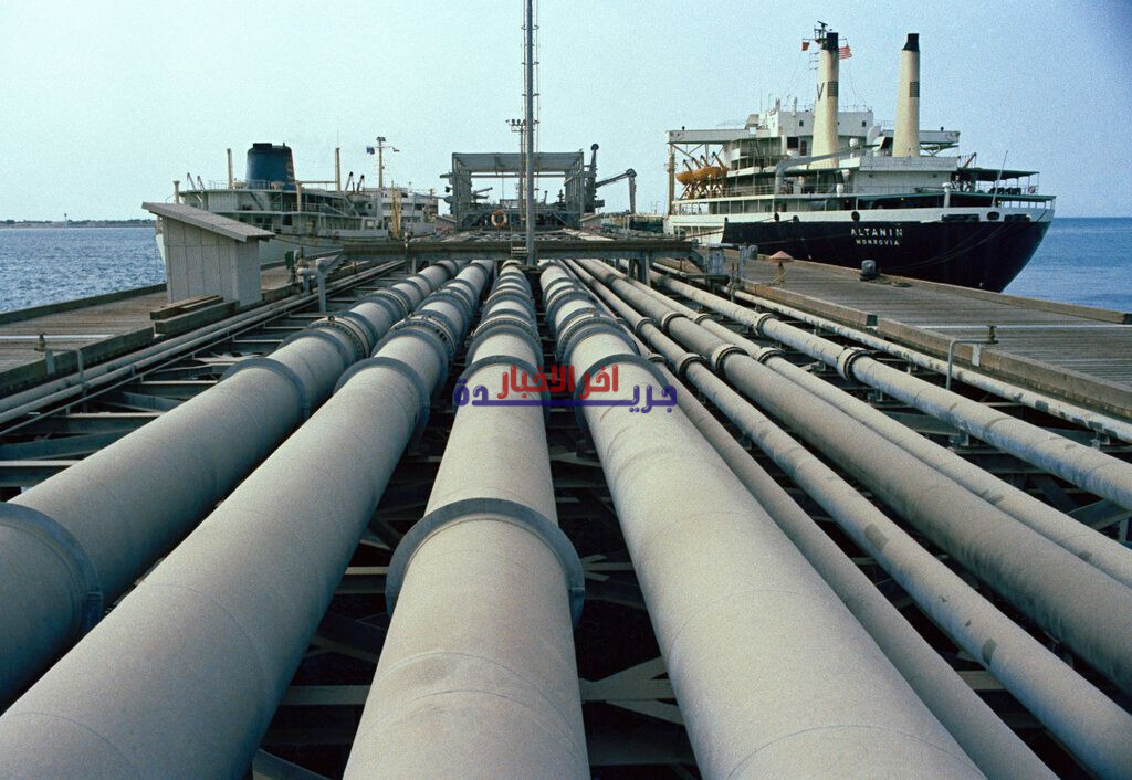 قرار أمريكي مفاجئ يفتح أبواب السوق: ضخ نفط إيراني لتعزيز استقرار الأسعار عالميًا