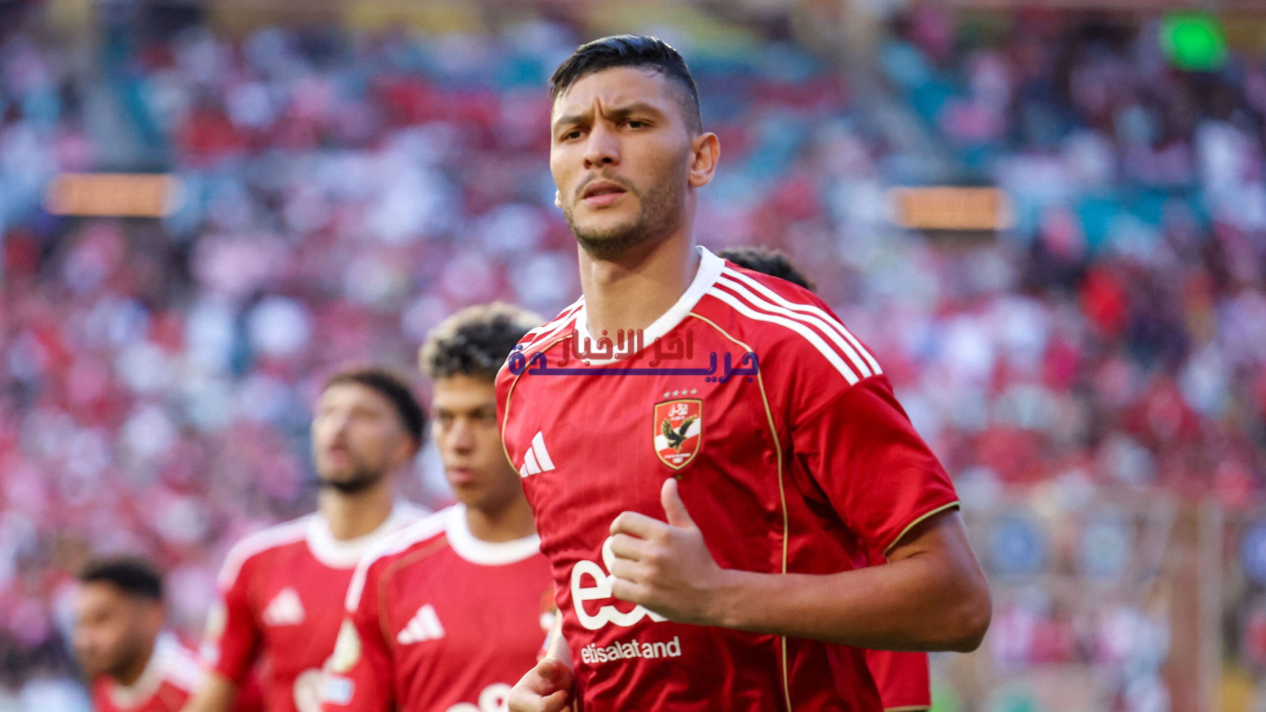 كالمار السويدي يكشف موقفه النهائي من شراء أشرف داري ويثير الجدل في سوق الانتقالات