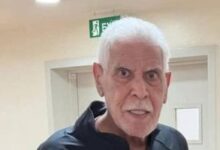 لحظة مؤثرة.. حسن شحاتة يؤازر الزمالك بقوة في المدرجات أمام أوتوهو