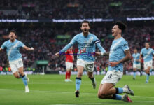 مانشستر سيتي يتوج بلقب بطولته المفضلة بعد فوز مثير يحطم آمال أرسنال ويلاحق ليفربول بقوة