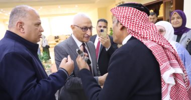 محافظ شمال سيناء يفتح أبوابه لاستقبال المواطنين ومشايخ القبائل لتهنئتهم بعيد الفطر المبارك