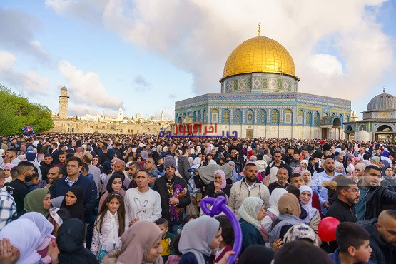 مواقيت صلاة عيد الفطر 2026 في مصر والسعودية: الساعة والتوقيتات حسب المدينة لعيد الفطر 1447