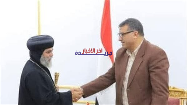 وفد كنسي يهنئ رئيس مدينة قنا بـعيد الفطر المبارك في لفتة مميزة لـ"نسيج واحد" ومظاهر الوحدة الوطنية