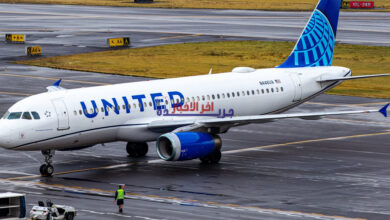 يونايتد إيرلاينز تتجه لسيناريو نفط يصل إلى 175 دولارًا وتخطط لتقليص الرحلات غير المربحة في الاقتصاد