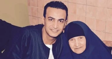 سمسم شهاب يعلن وفاة والدته بعد رحلة طويلة من الحب والعطاء