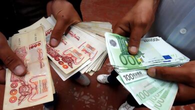 سعر 100 يورو بالدينار الجزائري