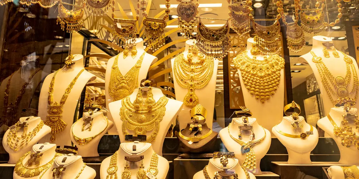 سعر الذهب اليوم عيار 21 الآن مباشر