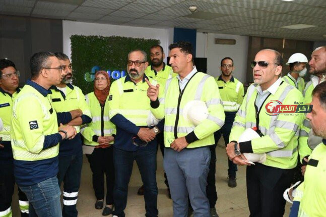 9.5 مليون طن طاقة إنتاجية.. وزير الصناعة يزور مصنع شركة هولسيم مصر للأسمنت بالسخنة لتعزيز جهود التطوير