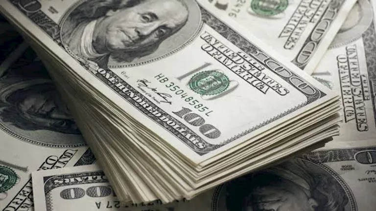الدولار يتجاوز حاجز الـ15 جنيه بعد ارتفاع ملحوظ في بداية التداولات