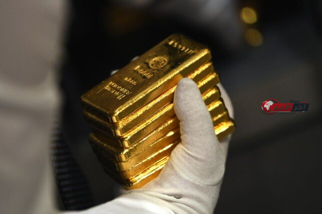 الذهب العالمي يتماسك قرب 4400 دولار مع ترقب مسار الفائدة الأمريكية