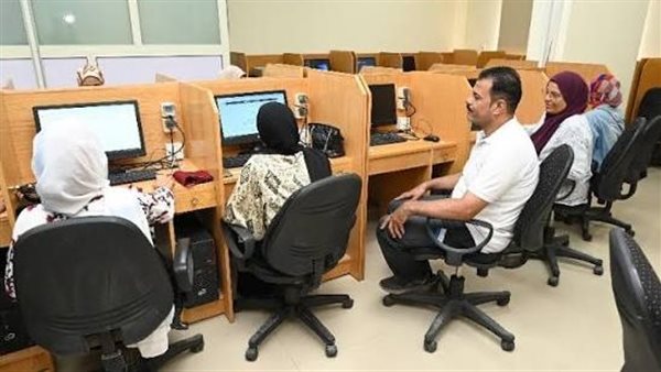 الكليات المتاحة لطلاب المرحلة الثانية من تنسيق الجامعات 2026 علمي وأدبي تتيح الفرصة للطلاب للتسجيل في برامج أكاديمية متنوعة