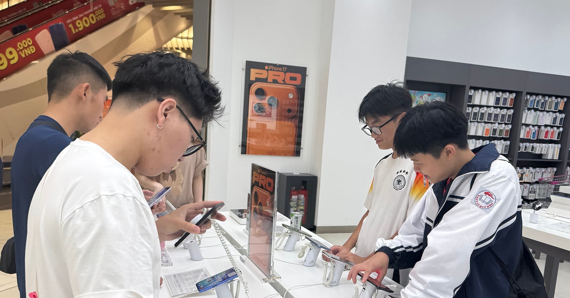 انخفاض غير متوقع في سعر iPhone 17 Pro Max مع اقتراب إطلاق iPhone 18