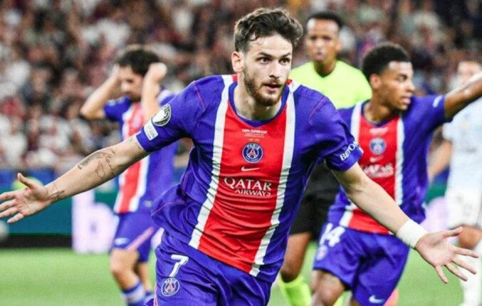 باريس سان جيرمان يتغلب على أستون فيلا ويتوج بلقب كأس السوبر الأوروبي بشكل مثير