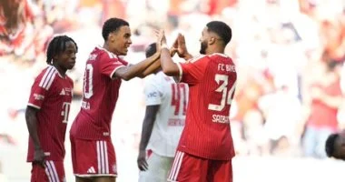 بايرن ميونخ يتوج بلقب كأس تيليكوم بعد فوزه أمام لايبزيج بنتيجة 3-1