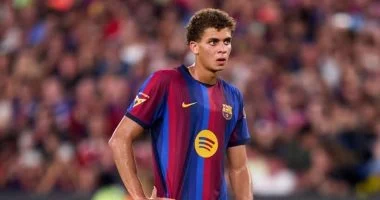 برشلونة يفتح مناقشات حول تمديد عقد حمزة عبد الكريم.. وكيل الأعمال يكشف عن تطورات جديدة