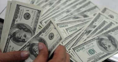 ثبات سعر الدولار اليوم: العملة الأمريكية تواصل استقرارها في البنوك