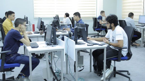 جامعات العالم تتجه نحو استدامة التعليم وابتكار البرامج استعدادًا لامتحانات 2026