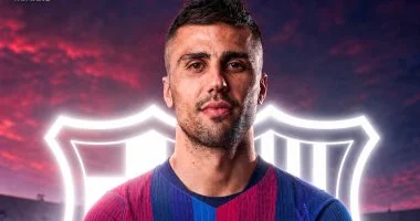 رودري لاعب مانشستر سيتي يتوجه إلى برشلونة تمهيدا للانضمام إلى بطل إسبانيا.. فيديو