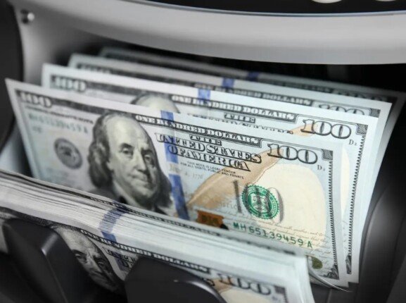 سعر الدولار مقابل الجنيه المصري اليوم السبت 15 أغسطس 2026 في السوق المحلية