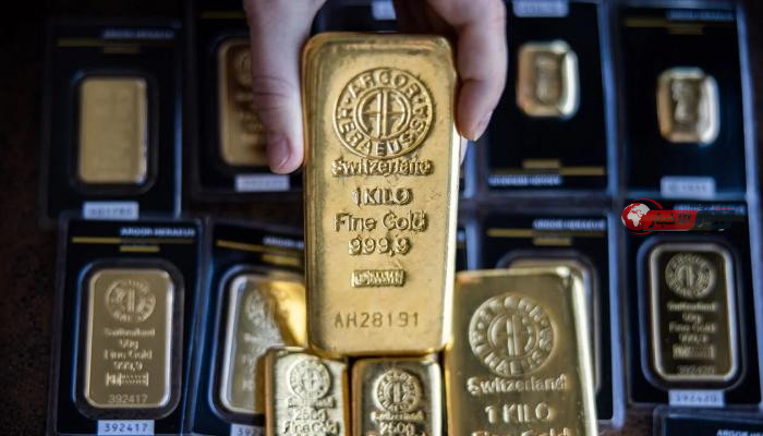 سعر الذهب اليوم يتراجع بعد وصوله لأعلى مستوى في أكثر من شهرين