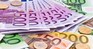 سعر اليورو أمام الجنيه خلال تعاملات السبت 15 أغسطس 2026 في البنوك المصرية