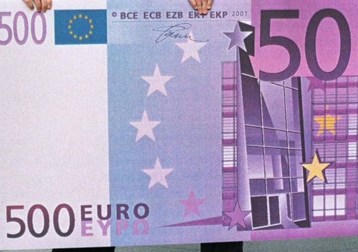 سعر اليورو اليوم الخميس 13-8-2026 أمام الجنيه في بداية التعاملات