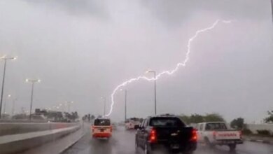 عاصفة رعدية تضرب جنوب السعودية اليوم بقوة