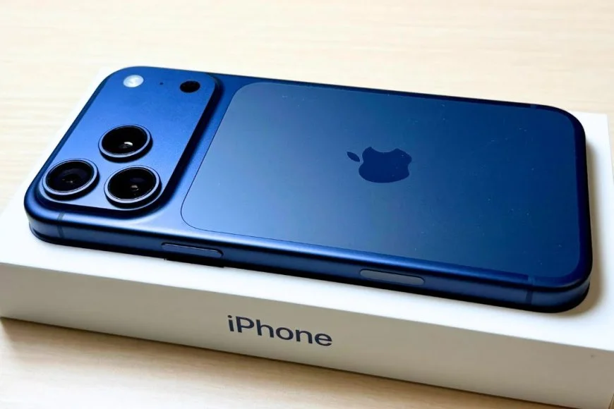 مراجعة شاملة لهاتف iPhone 17 Pro في 2026 قوة الأداء والكاميرا الرائدة في هاتف واحد